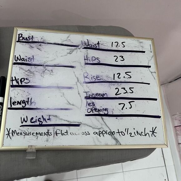 Lululemon on the fly gray marled everyday cropped pants - Picture 12 of 12